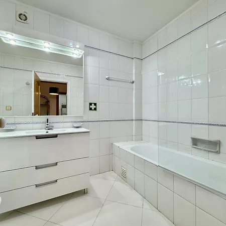 Appartement Marina With Pool By Homing *