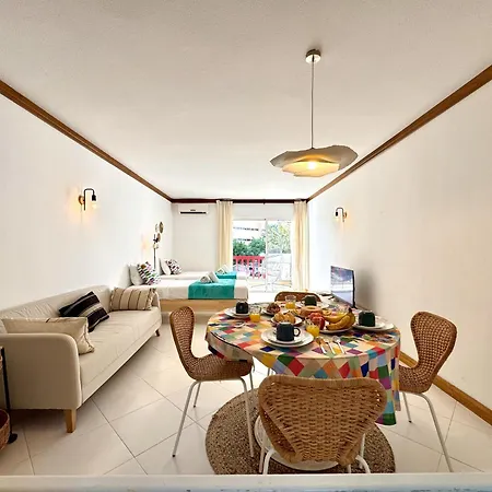 Marina With Pool By Homing Appartement Vilamoura