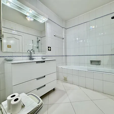 Marina With Pool By Homing Appartement Vilamoura