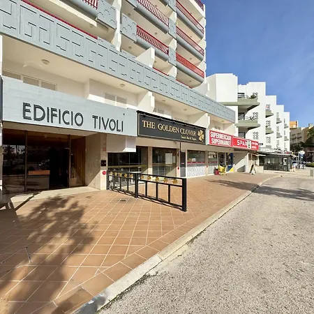 Marina With Pool By Homing Appartement