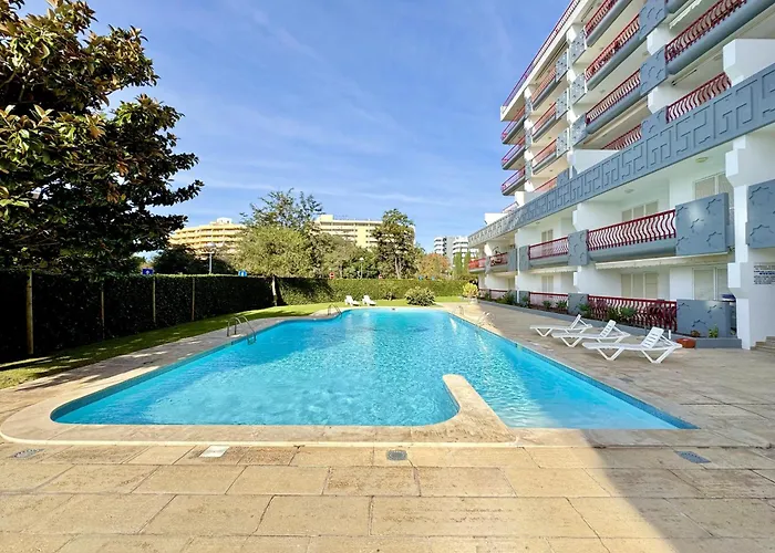 Marina With Pool By Homing Vilamoura