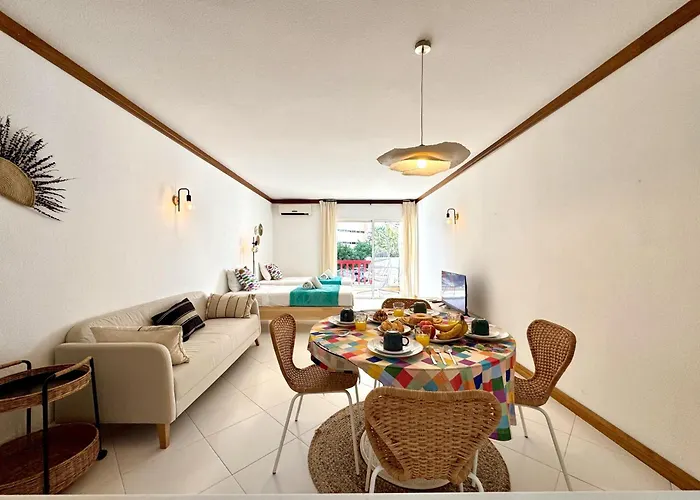 Marina With Pool By Homing Apartamento Vilamoura