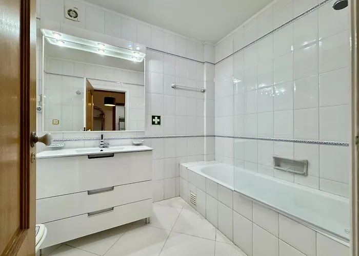 Apartamento Marina With Pool By Homing *